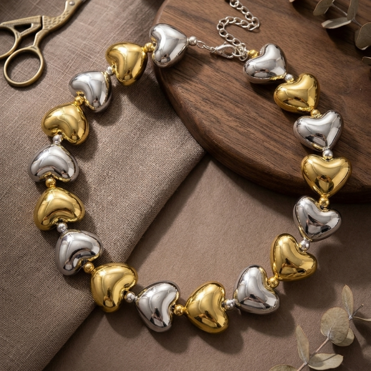 Dual-Tone Puffed Heart Necklace / Choker
