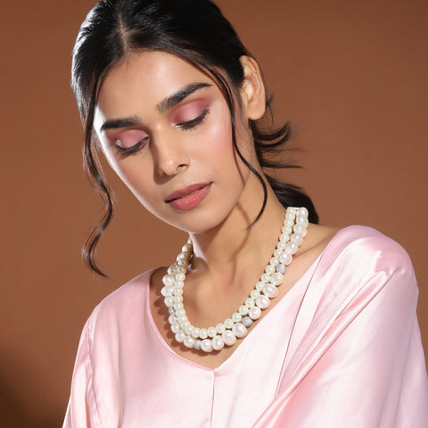 Pearl Neckpiece