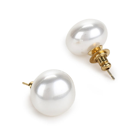 Starlight Pearl Studs (16 MM)